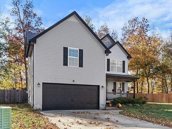 4th image of 748 Sleek Fox Dr