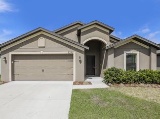 2353 Bexley Dr, Tavares, FL 32778