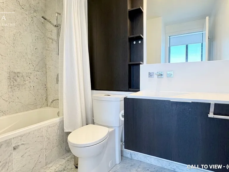 101 Charles St E #4706 — Photo 14