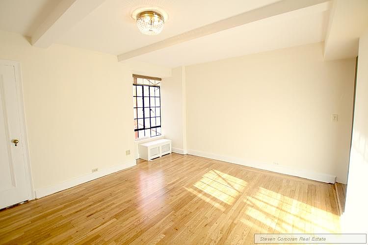 1st image of 333 E 43rd St APT 811
