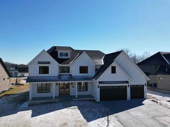 9519 Tall Grass Trail St, John, IN 46373
