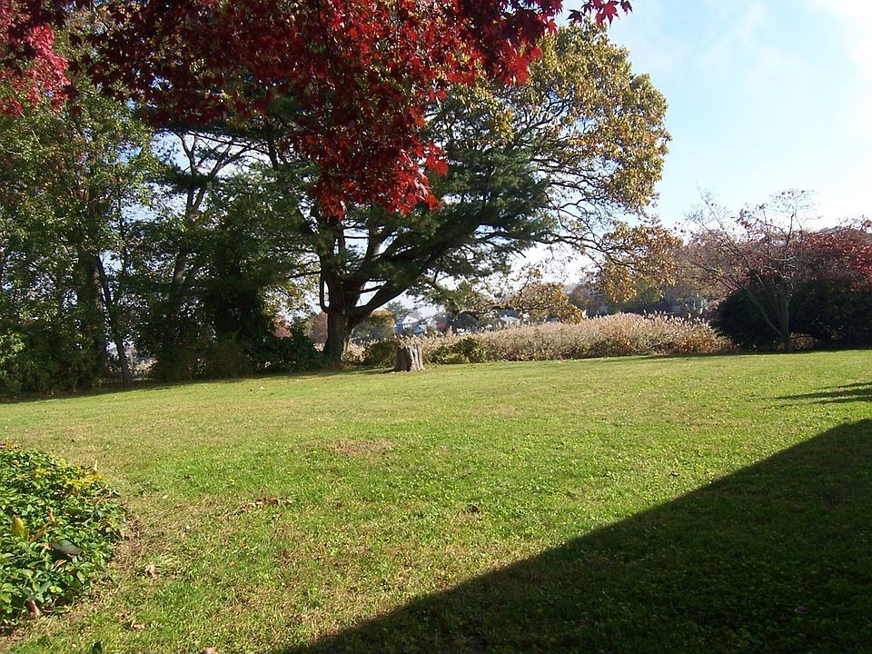 192 Shoreham Village Dr, Fairfield, CT 06824 Zillow