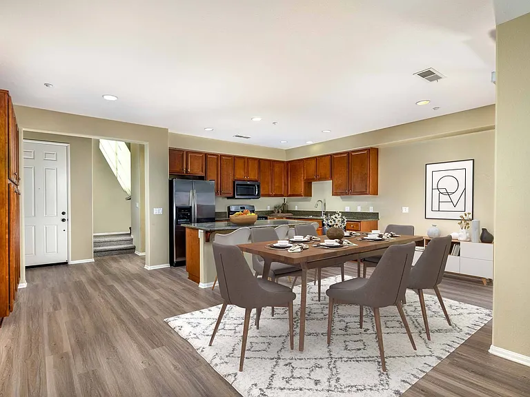 Jackson Pointe 111 Kitchen