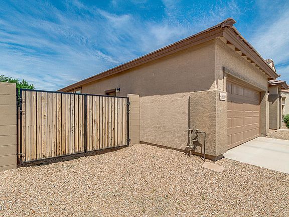 3rd image of 41600 N Cielito Linda Way