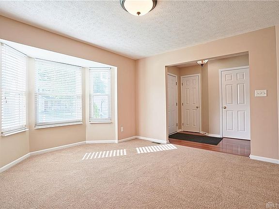 4th image of 4286 Bristol Dr