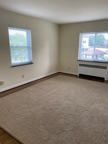 3921 Saint James Ave #1 Photo 1