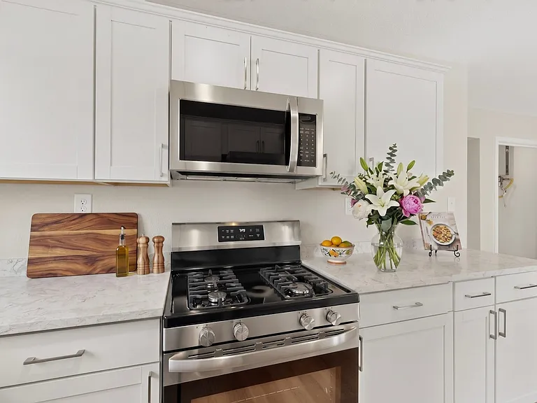 2506 Hillsboro Ave — Photo 13