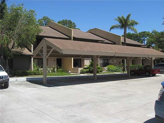 2nd image of 986 Sunridge Dr