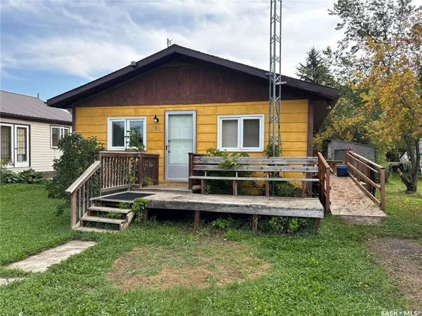 202 Dixon AVENUE, Kinistino, SK S0J 1H0