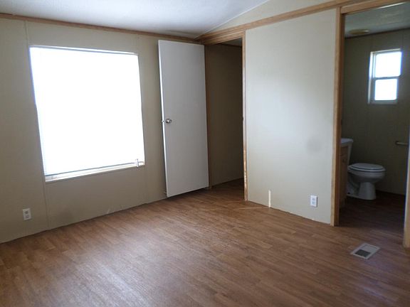 3rd image of 1506 Rushmore Blvd E