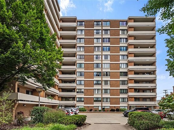2nd image of 220 N Dithridge St APT 504