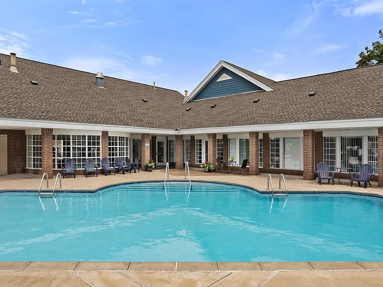 Meridian Pointe — Photo 16