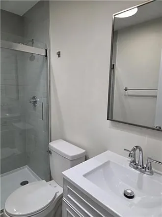 1000 Lexington Street — Photo 4