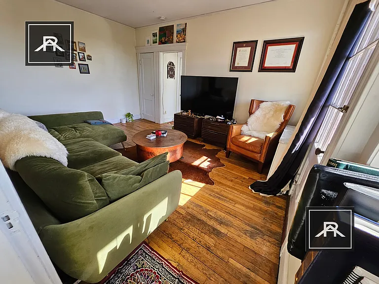 26 Quint Ave #47A — Photo 2