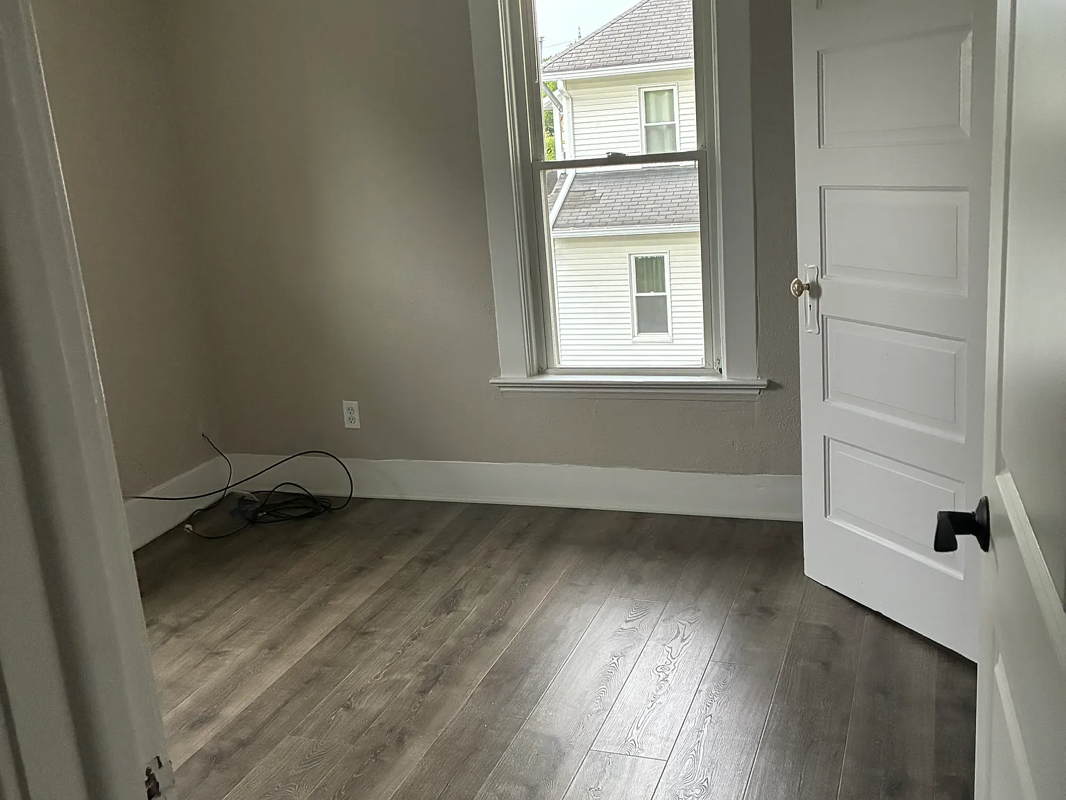 2 bed, 1150 sqft, $1,100 — Photo 3