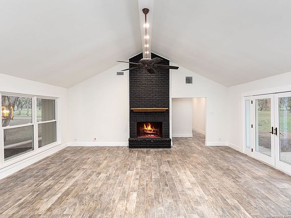 5th image of 6335 CIRCLE OAK DR