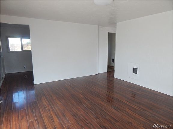 5th image of 1709 W Peninsula Dr
