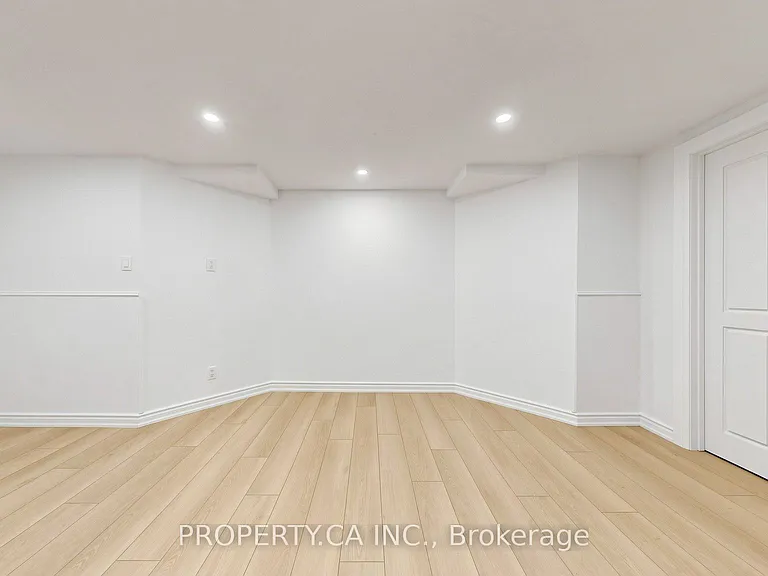 1469 Brentano Blvd — Photo 41