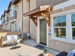 15563 April Dawn Way #1, Fontana, CA 92336