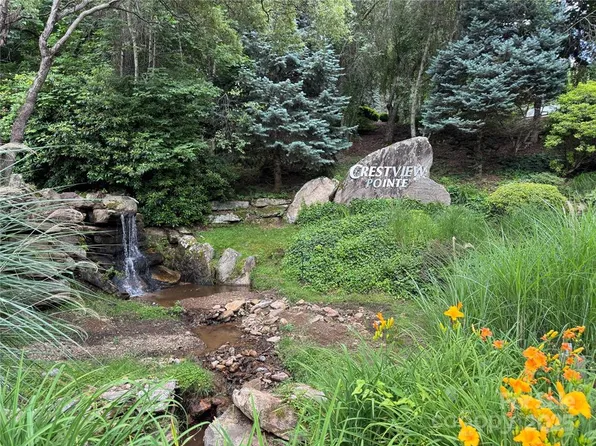 44 Presidential Dr, Waynesville, NC 28786