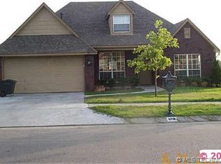 9710 N 102nd East Ave, Owasso, OK 74055