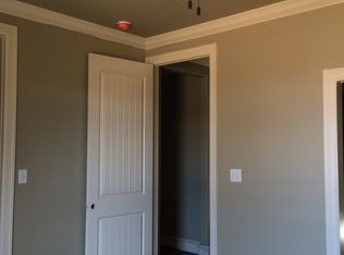 1612 Olympic Dr, Longview, TX 75605