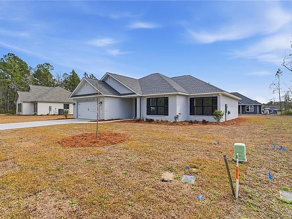 3rd image of 405 Country Walk Cir