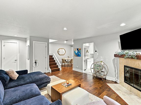 5th image of 4777 Cedar Springs Rd APT 9K
