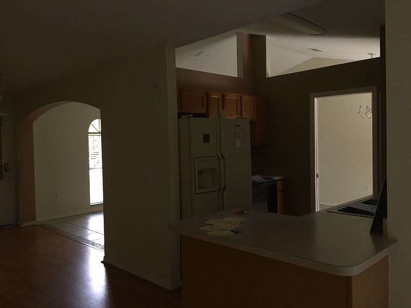 1st image of 381 W De Carlo Dr