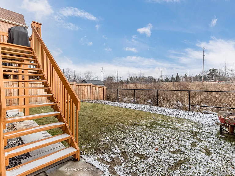 53 Ladder Cres — Photo 34