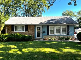 22 Apple Ln, Park Forest, IL 60466