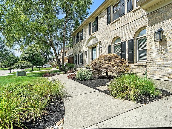 4th image of 9919 McCauly Woods Dr