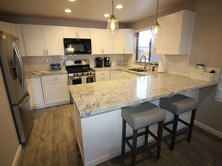 824 Island Ct #1 — Photo 11