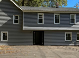 295 E Main St, Centerport, NY 11721