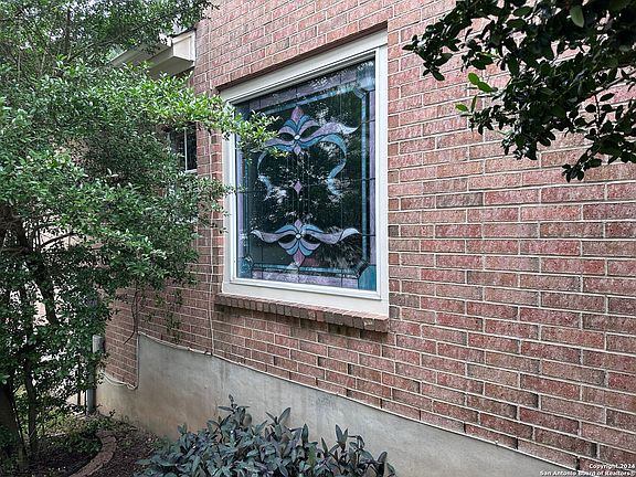 5th image of 21902 SOMERTON LN