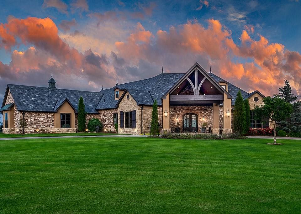 1st image of 4236 Paloma Cir