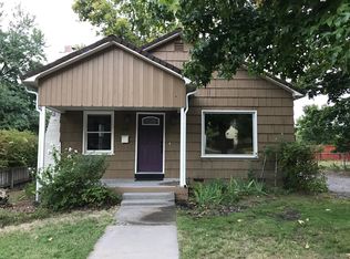 308 E Lake St, Mount Shasta, CA 96067