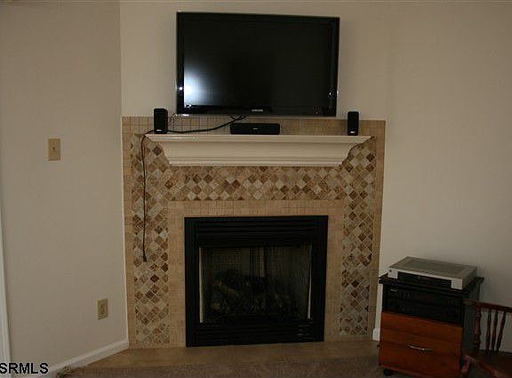 5th image of 1521 Washington Ct