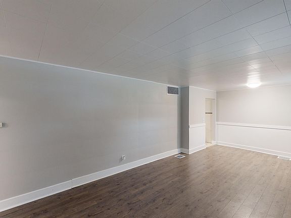 3rd image of 8212 Georgianna Dr