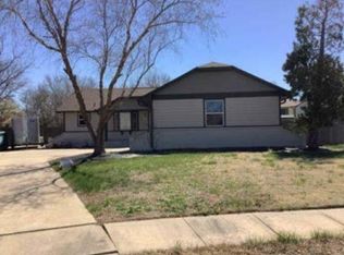 8431 E Hildreth St, Wichita, KS 67207