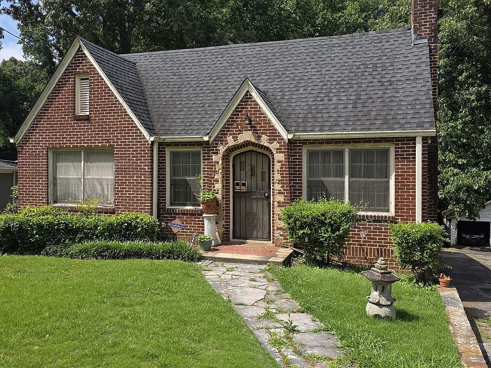 1st image of 2294 Venetian Dr SW