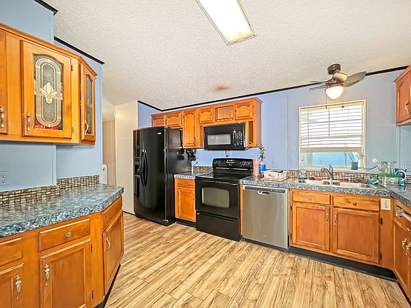 3rd image of 87 Gazelle Dr
