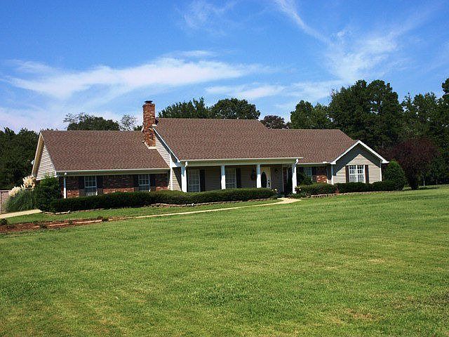 1st image of 108 Cedar Hill Dr