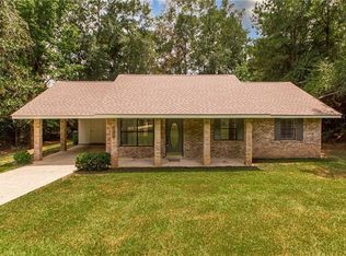 1408 Deborah Dr, Bogalusa, LA 70427