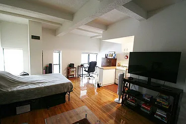 Rented by Green Home NY Realty LLC