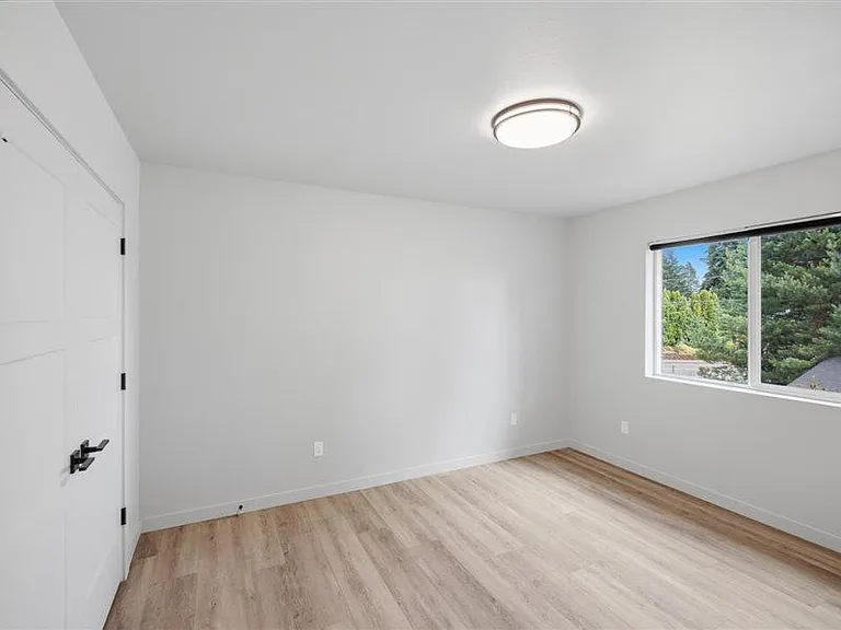1392 Overlook Ave NW — Photo 23