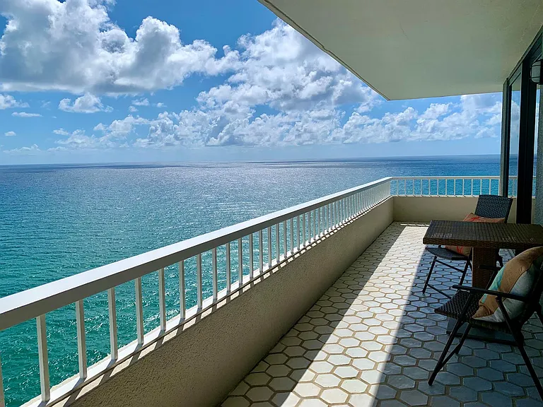 5540 N Ocean Dr #Penthouse A — Photo 40