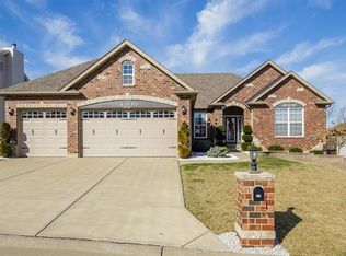 817 Konert Hill Dr, Fenton, MO 63026
