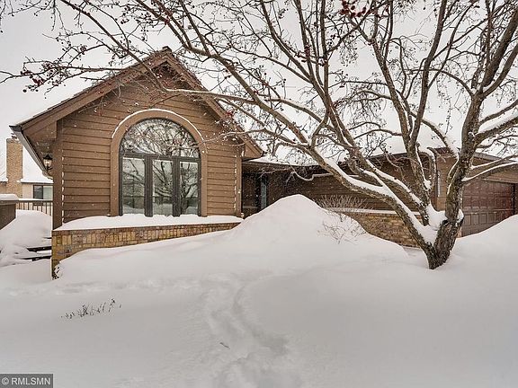 2nd image of 9013 Glen Edin Ln
