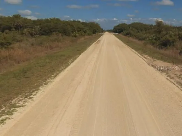 15883 NW 292nd St #O, Okeechobee, FL 34972